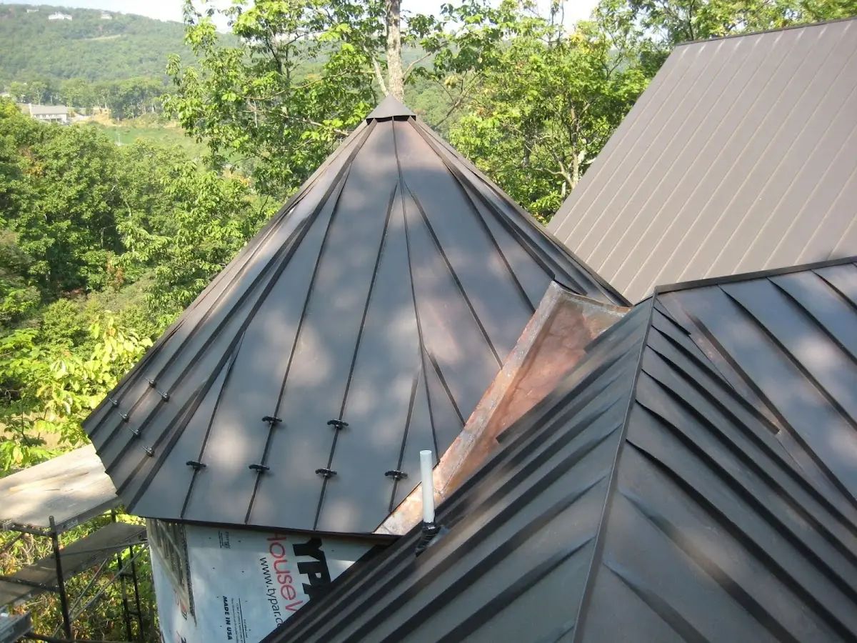Professional Roof Tarp Installation by Craftsman Roofing in Edie